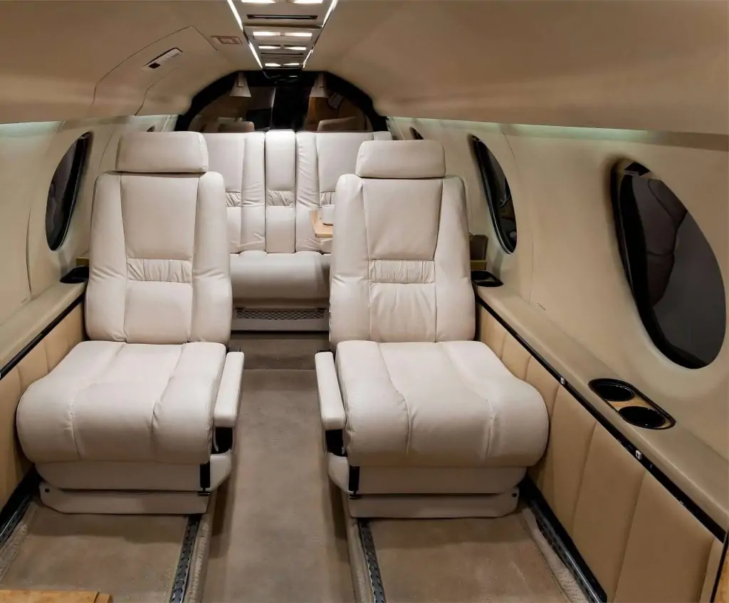 dessault falcon 100 cabin comfort