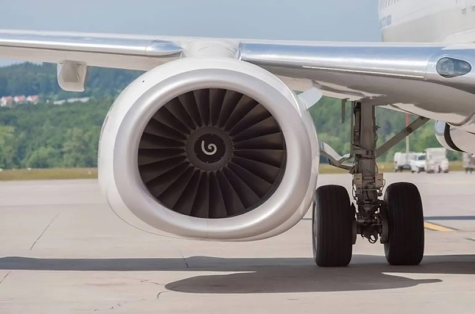 This image provides a close-up look at the powerful engines of a Boeing 737-800.